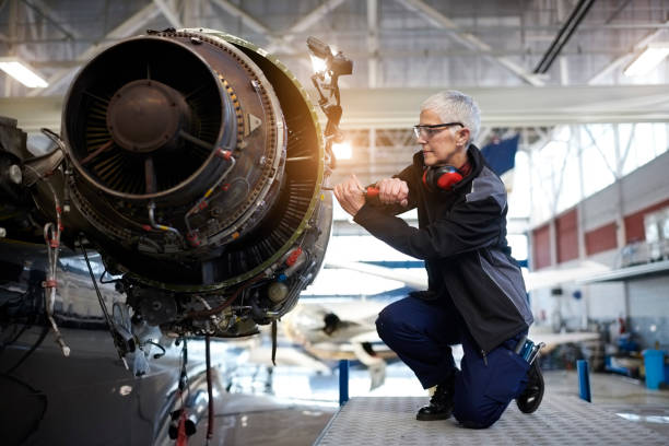 Maintenance Technicians of the Future: Greater Training, More Jobs and Higher Salaries
